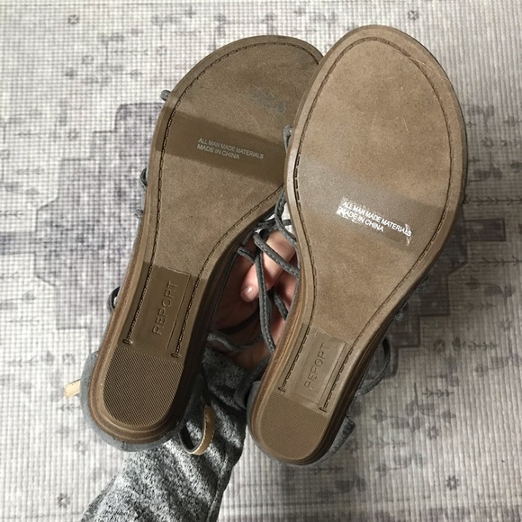 Report Gray Suede Knotted Sandals - Picture 3 of 8